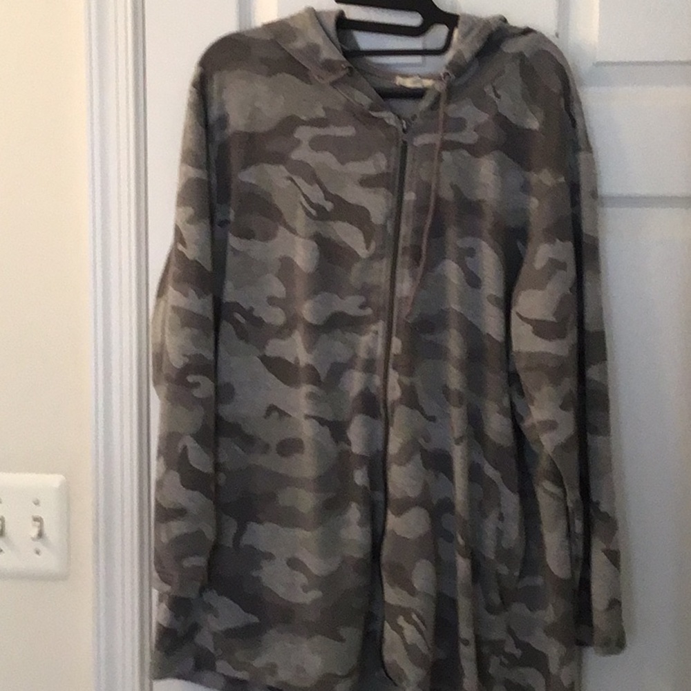 Camouflage Hooded Jacket